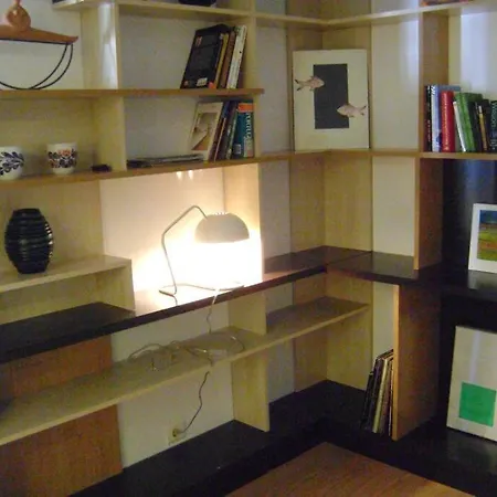 Modern And Spacious In Lisbon